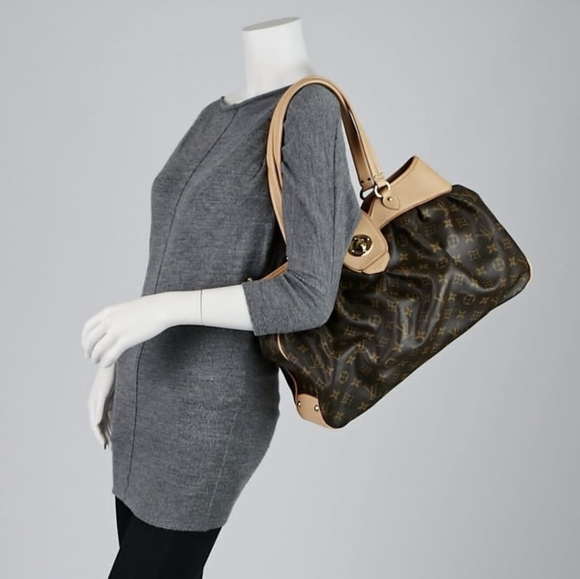 Authentic LOUIS VUITTON Monogram Boetie MM Bag - Picture 10 of 11